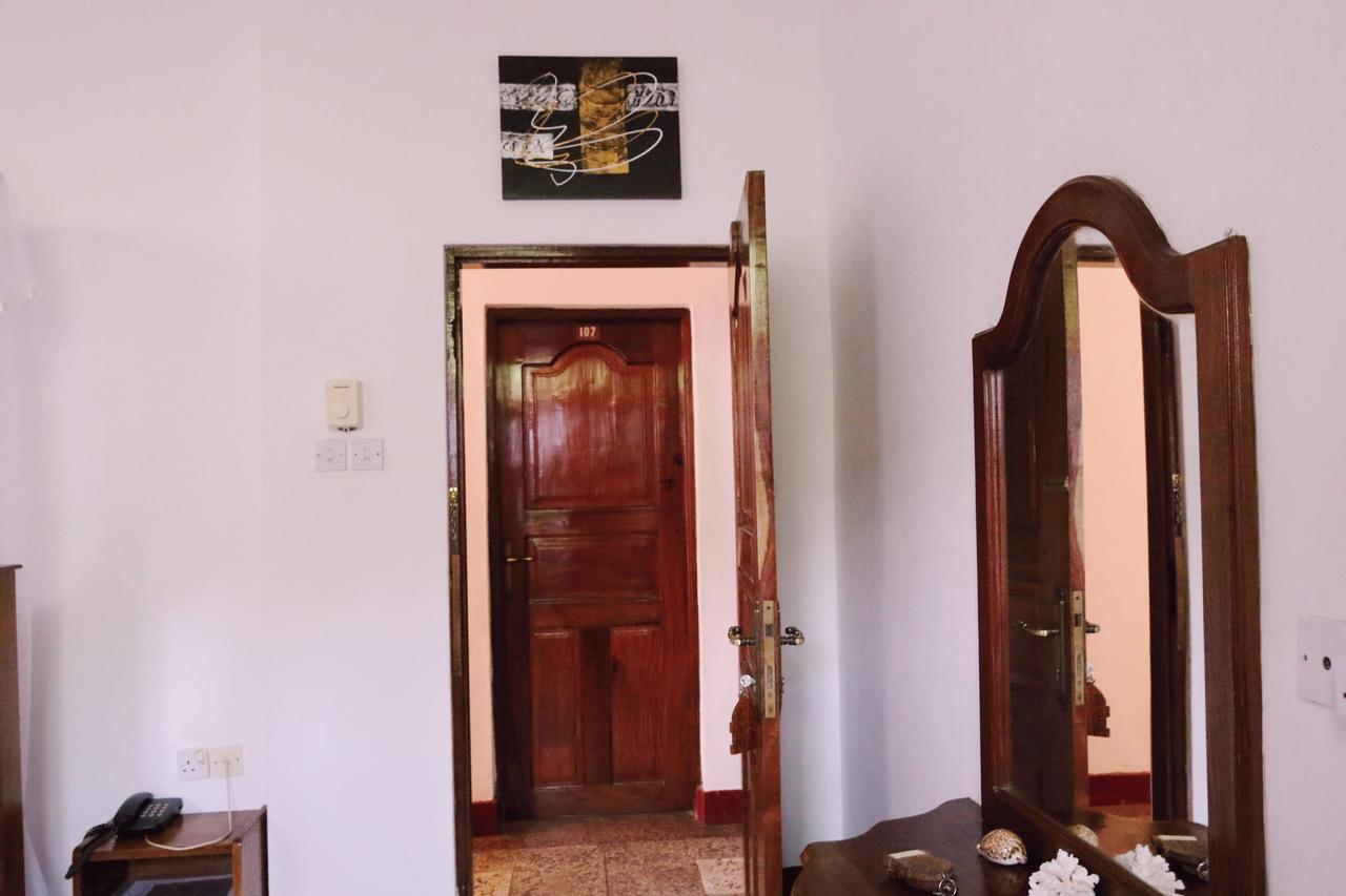 Shangani Hotel Zanzibar Buitenkant foto